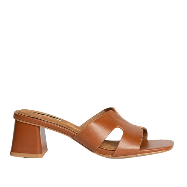 Mules CORINA M5370 MULES ΚΑΦΕ / 36